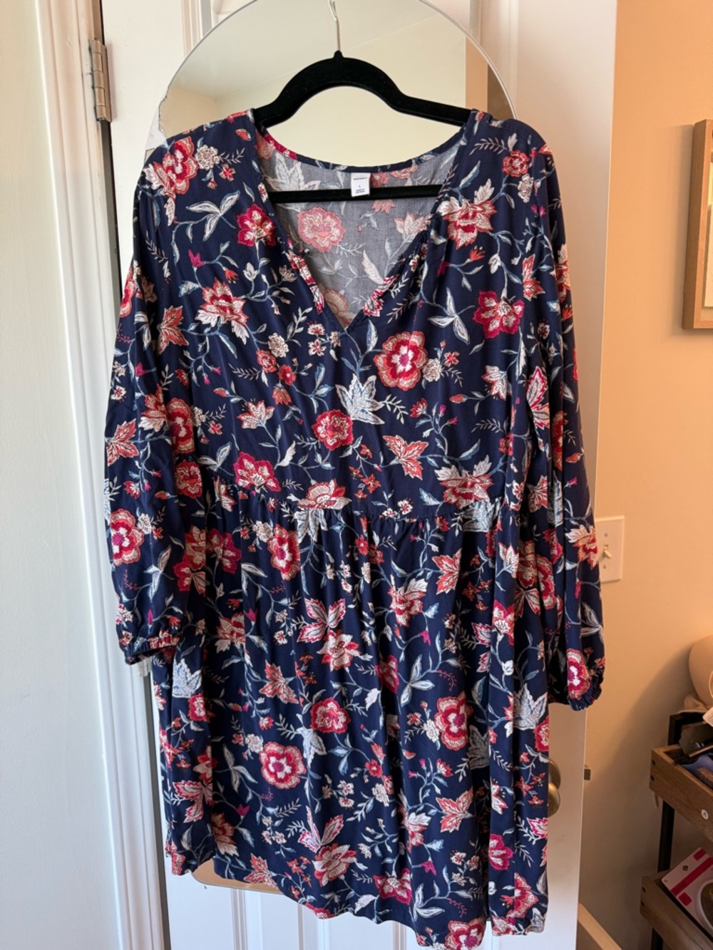 Old Navy Navy Floral dress
